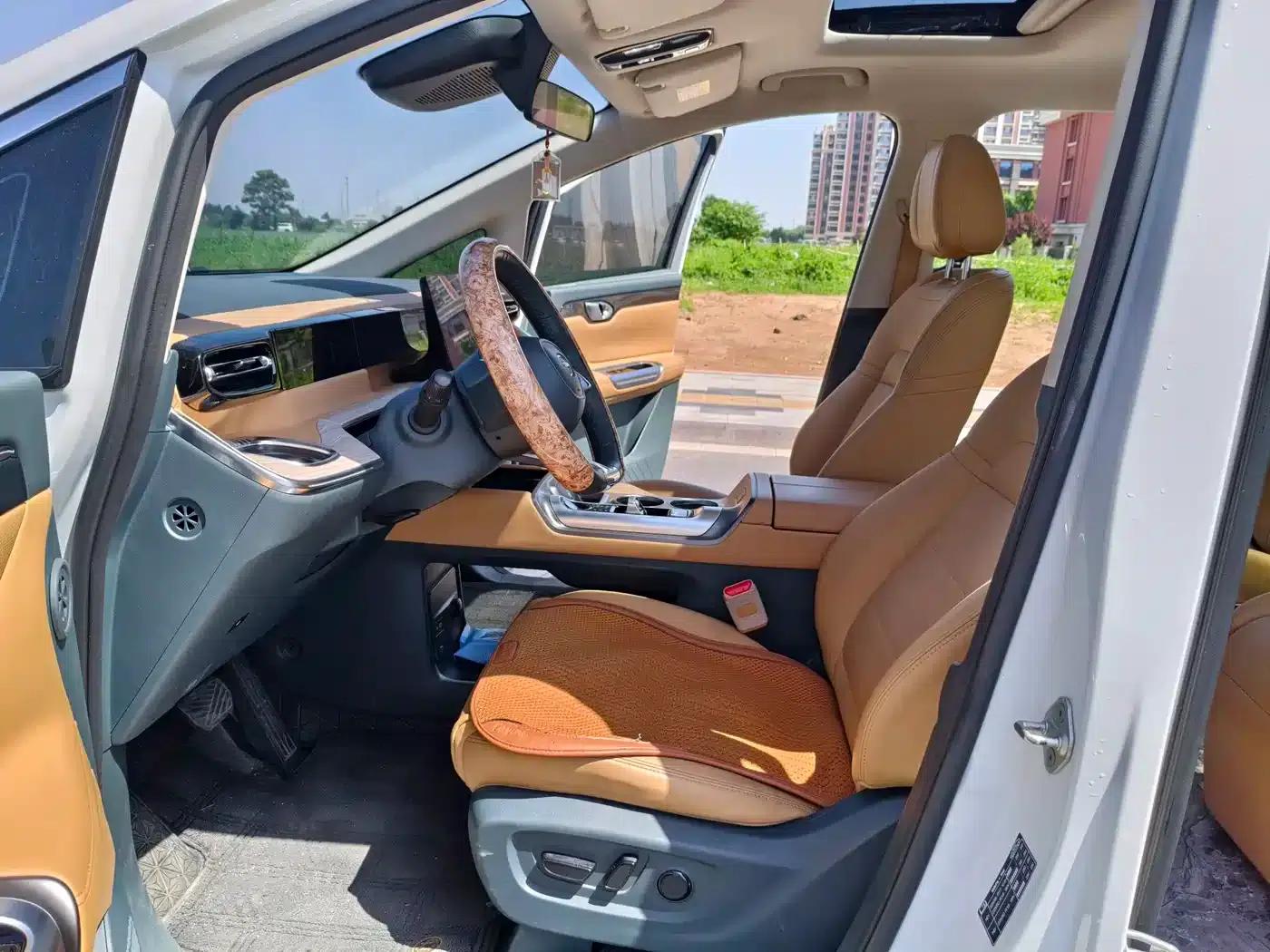 Trumpchi E8 PHEV 2024 Model 150km MAX — миниатюра 12