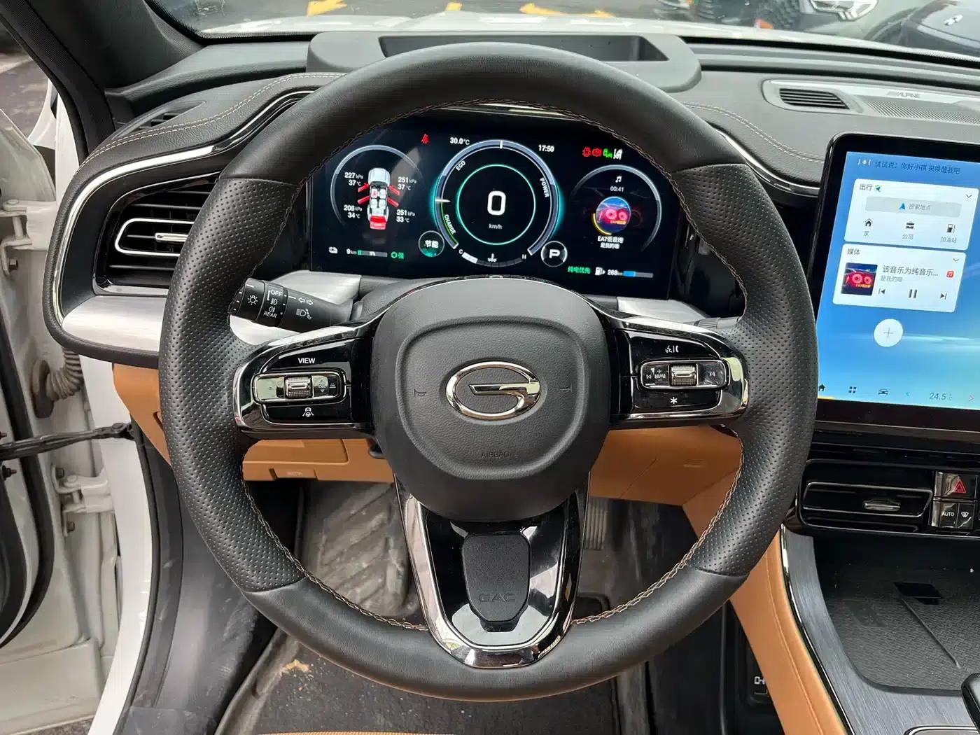 Trumpchi ES9 2024 PHEV 143km Traveler Max — миниатюра 15