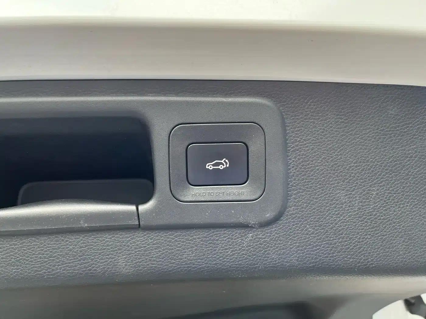 Trumpchi ES9 2024 PHEV 143km Traveler Max — миниатюра 22