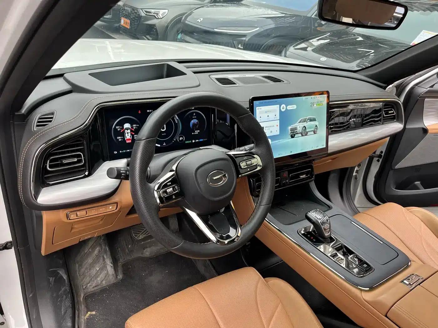 Trumpchi ES9 2024 PHEV 143km Traveler Max — миниатюра 7