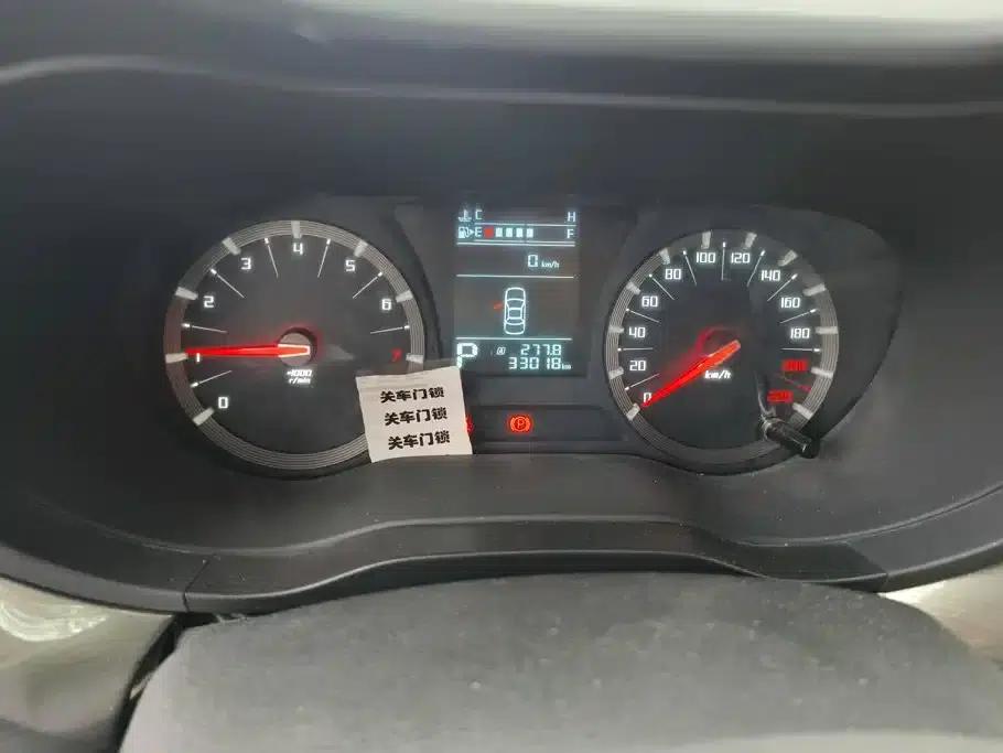 Trumpchi GA6 2016 235T DCT Elite Edition — миниатюра 14