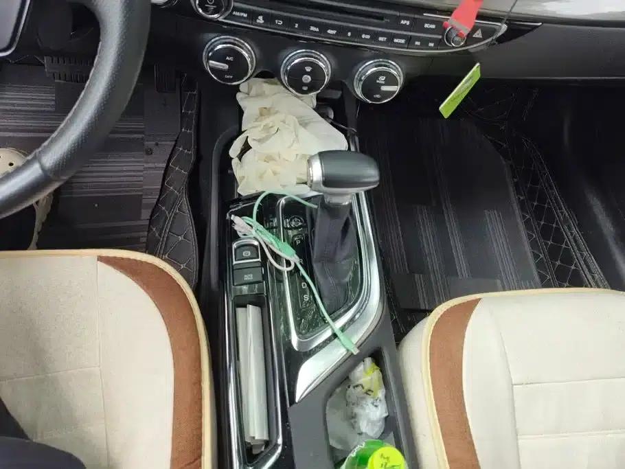 Trumpchi GA6 2016 235T DCT Elite Edition — миниатюра 16