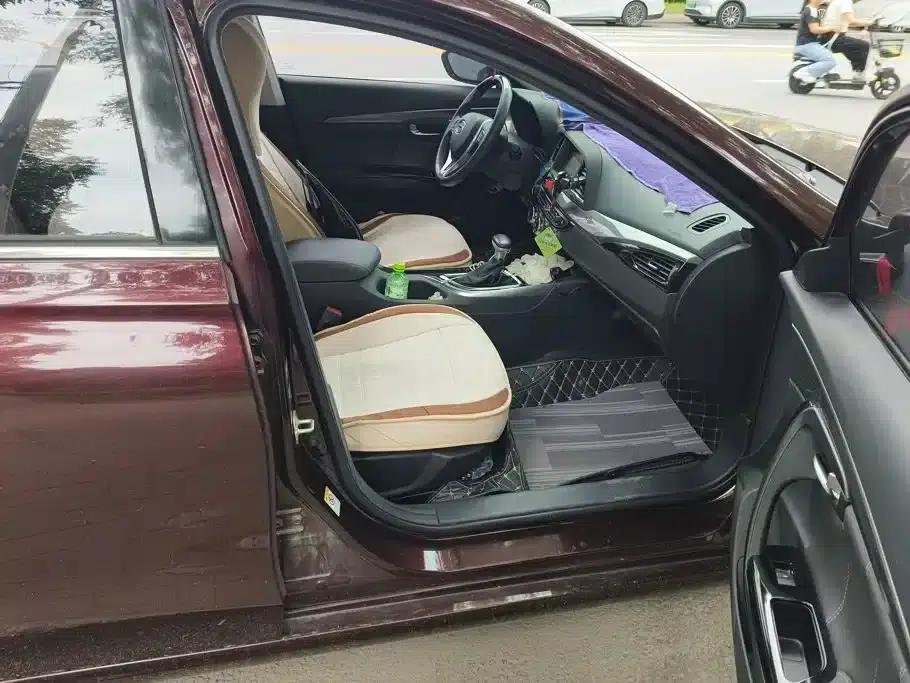 Trumpchi GA6 2016 235T DCT Elite Edition — миниатюра 8