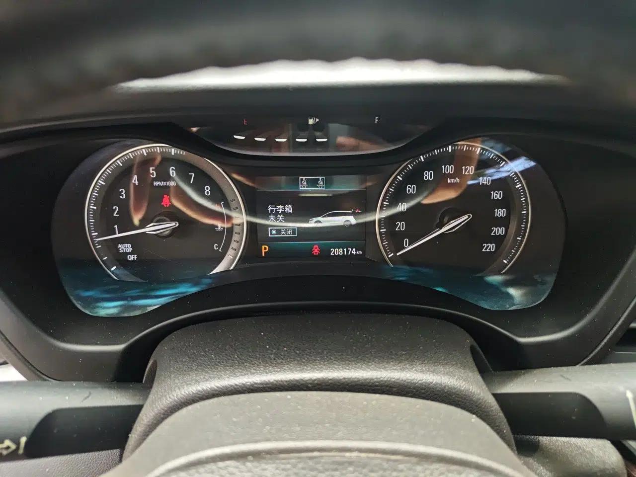 Buick GL6 2018 18T 6-Seater Luxury Model — миниатюра 11