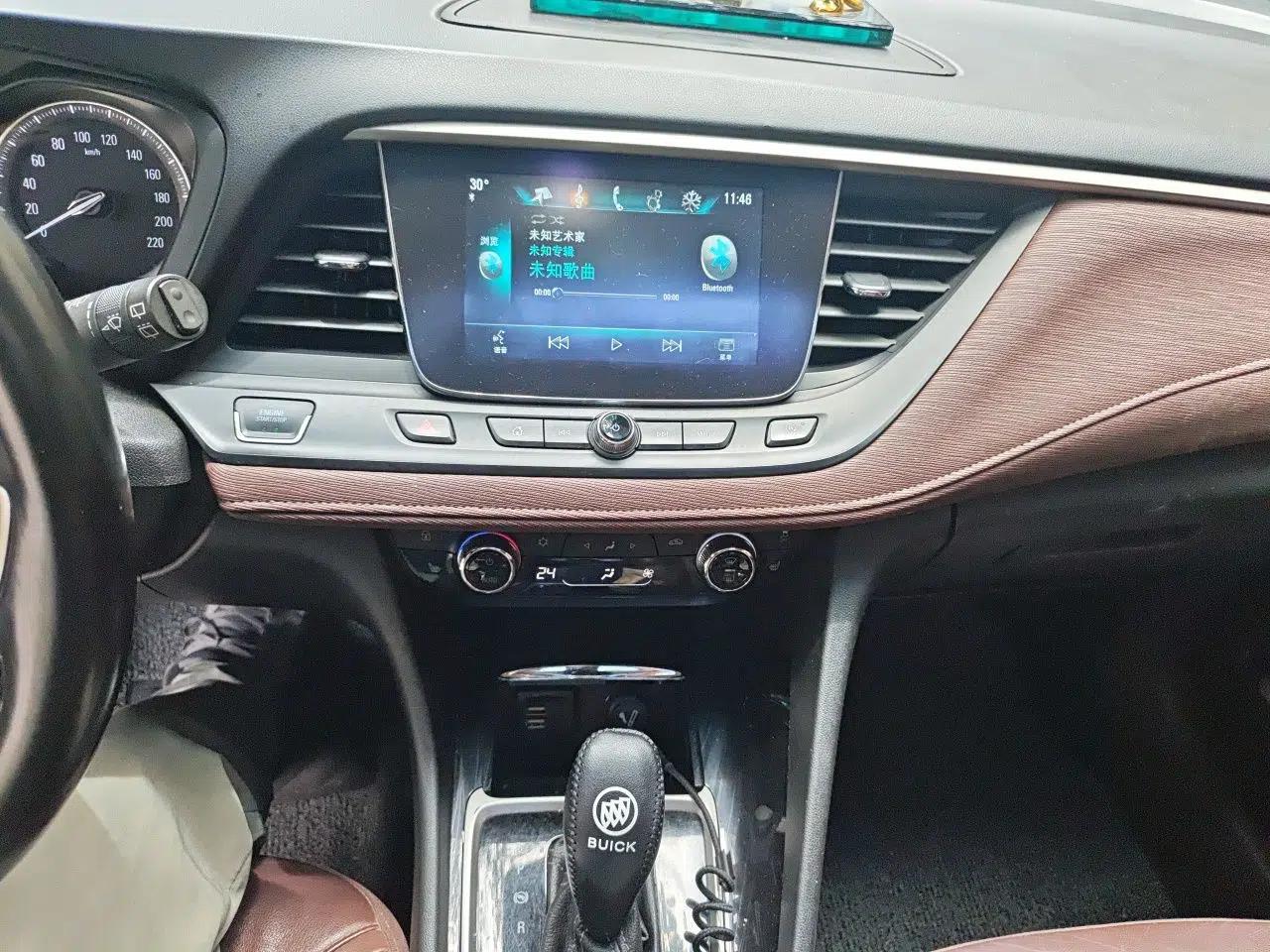 Buick GL6 2018 18T 6-Seater Luxury Model — миниатюра 13