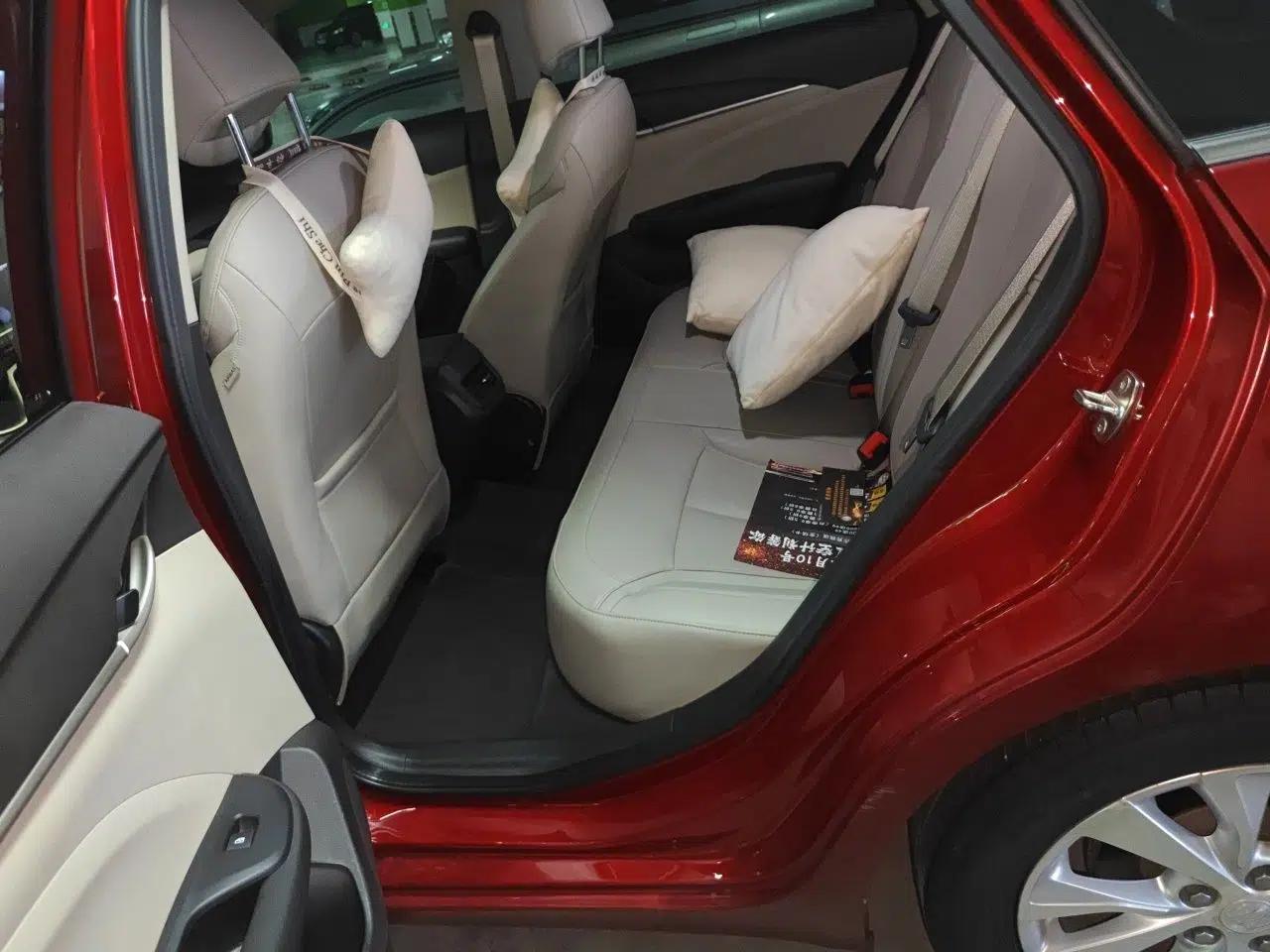 Buick Excelle GX 2018 15T Dual-Clutch Elite Model — миниатюра 14