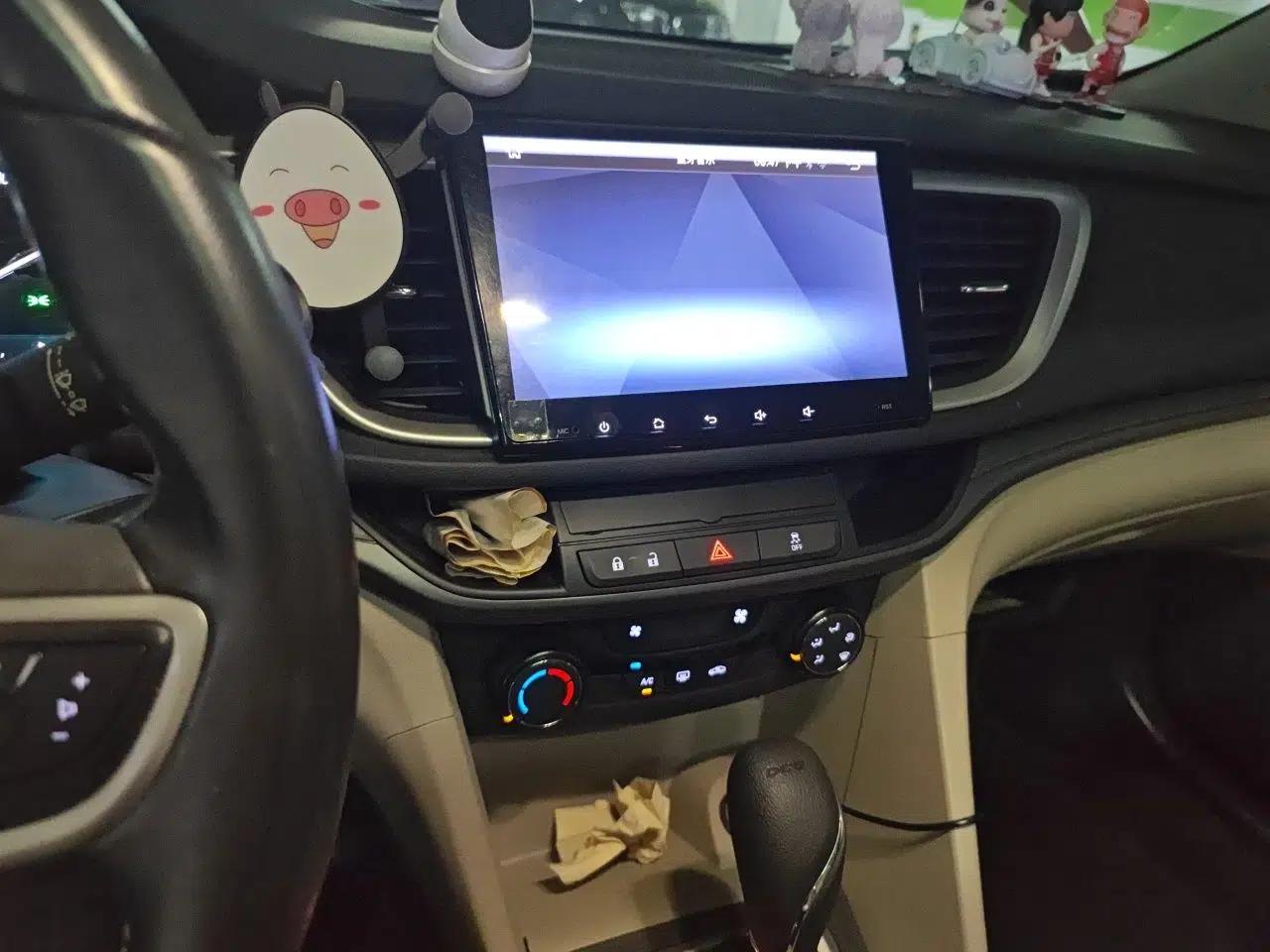 Buick Excelle GX 2018 15T Dual-Clutch Elite Model — миниатюра 10
