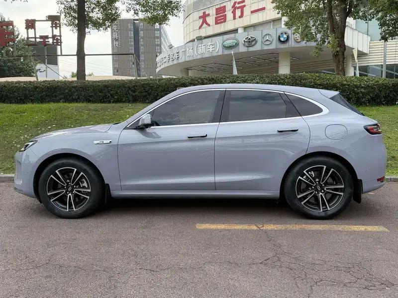 Wenjie M5 2025 Extended Range Ultra 4WD Version — миниатюра 3