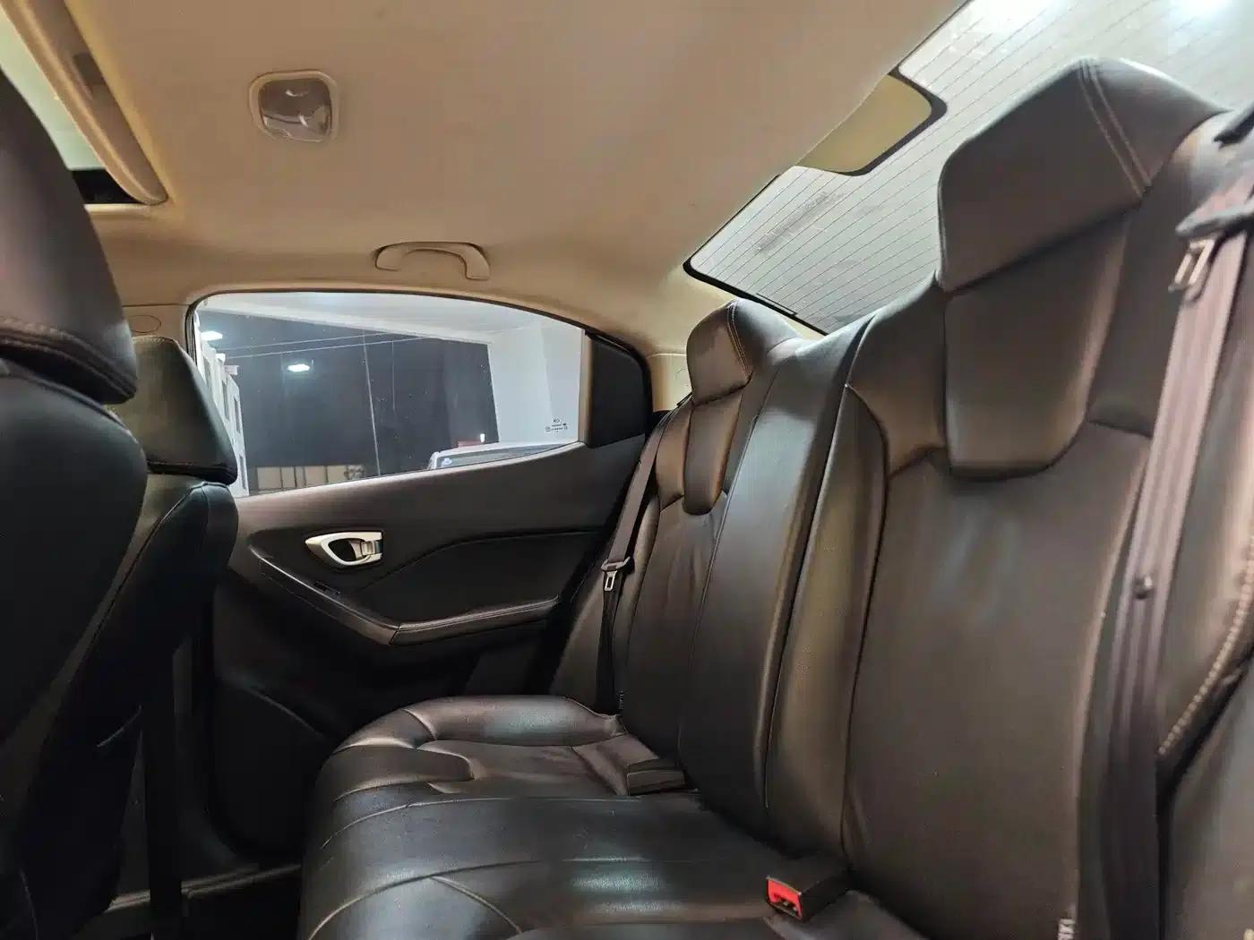 Trumpchi GA3 2013 1.6L Automatic Elite ESP Edition — миниатюра 22