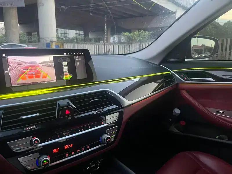BMW 5 Series 2018 528Li Launch Special Edition — миниатюра 8