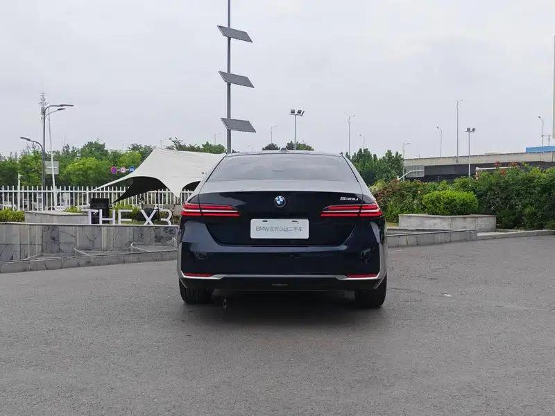 2024 BMW 5 Series 530Li Leading Luxury Package — миниатюра 6