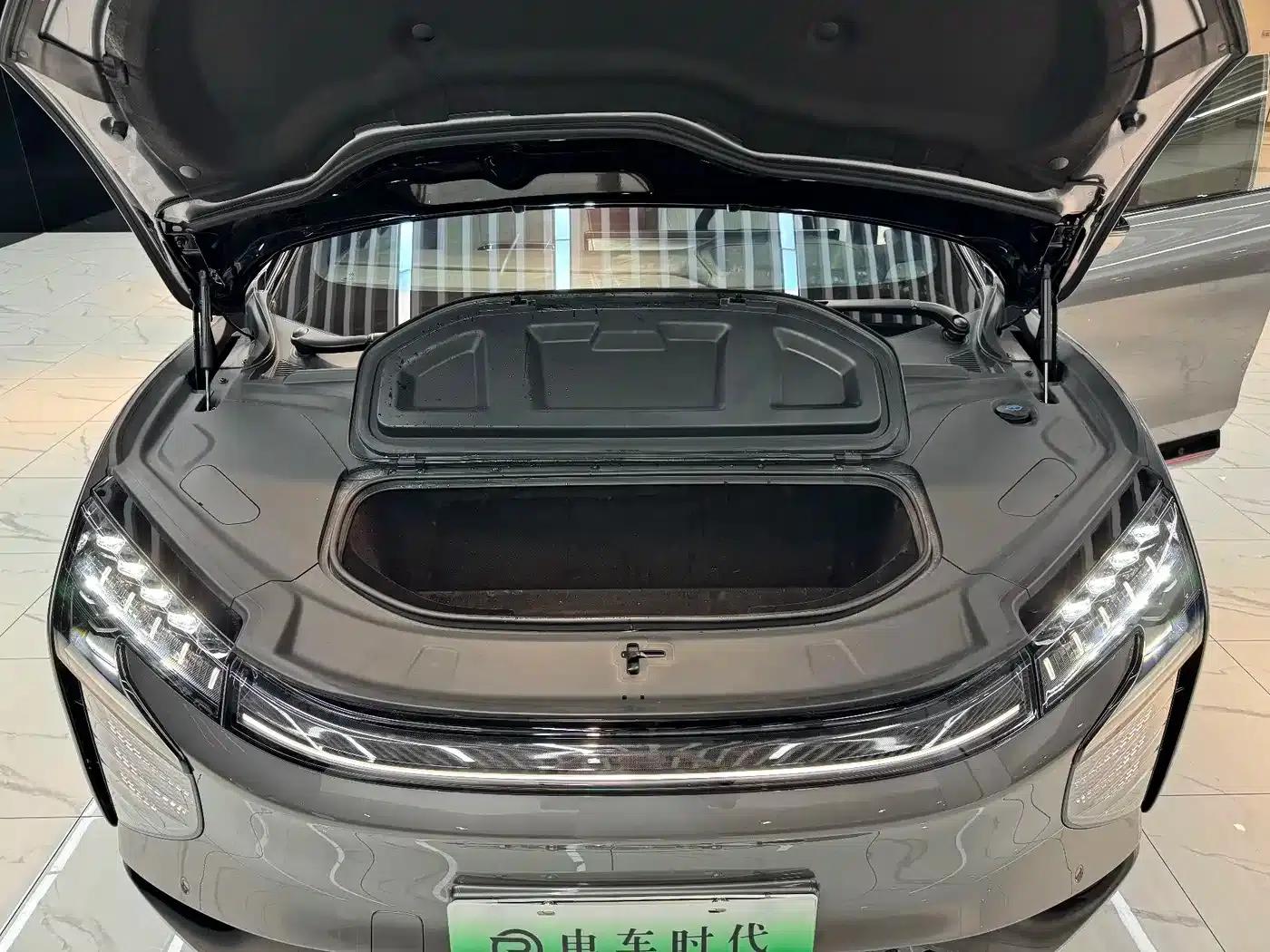 HiPhi X 2021 Flagship Edition 6-seater — миниатюра 8