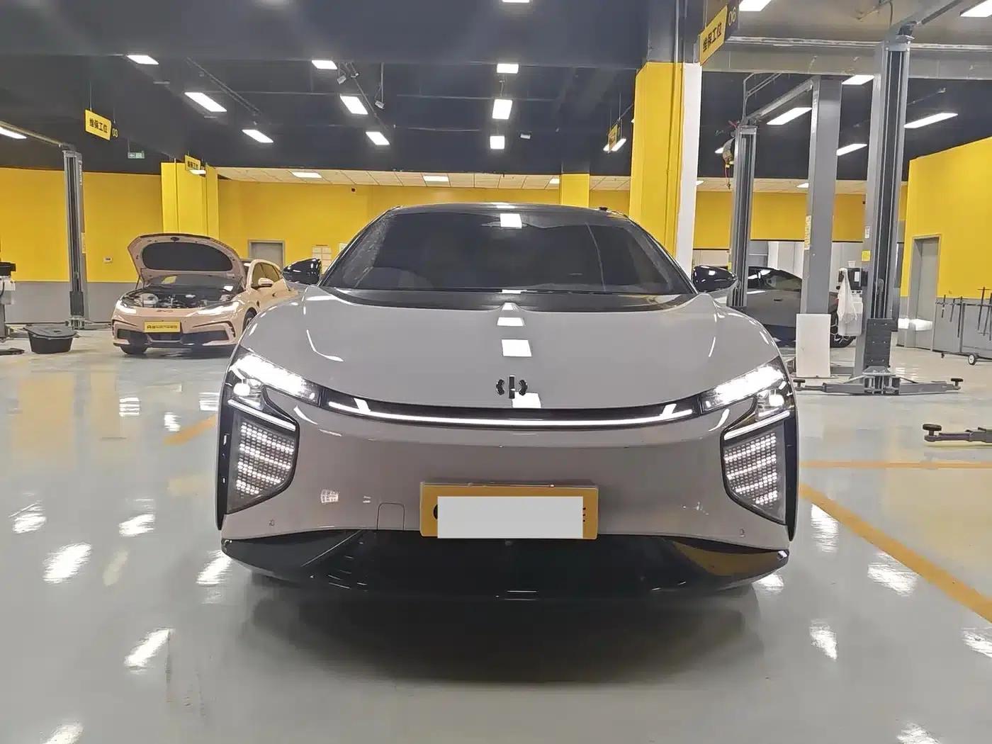 HiPhi X 2021 Luxury 6-seater — миниатюра 2