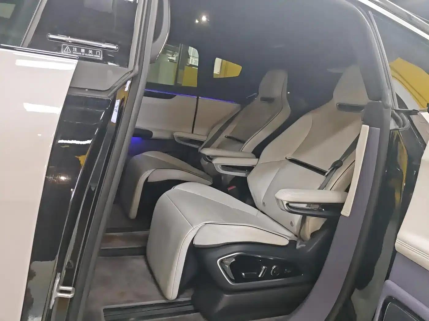 HiPhi X 2021 Luxury 6-seater — миниатюра 7