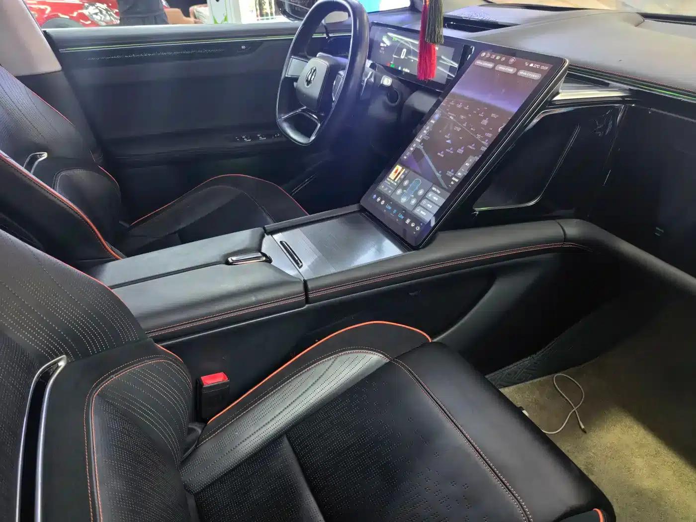 HiPhi X 2021 Founder Edition 6-seater — миниатюра 7