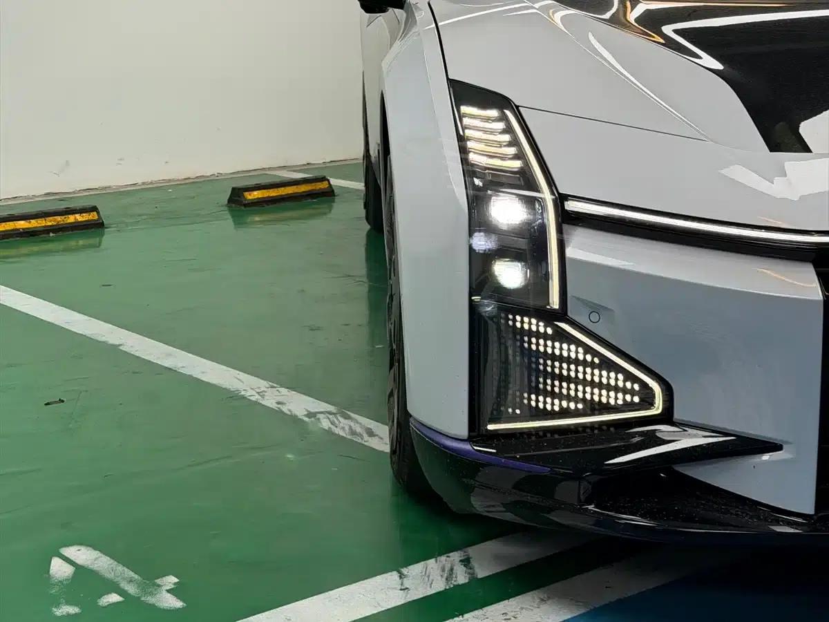 HiPhi Z 2023 Five-Seat Version — миниатюра 2
