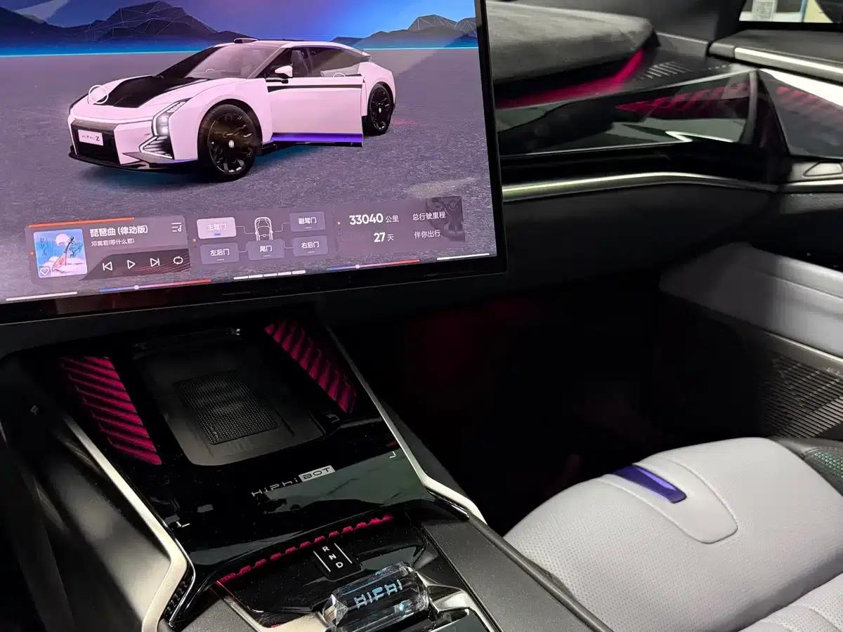 HiPhi Z 2023 Five-Seat Version — миниатюра 11