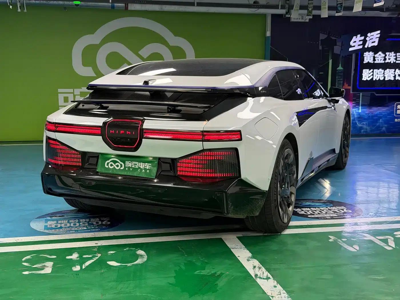 HiPhi Z 2023 Five-Seat Version — миниатюра 18