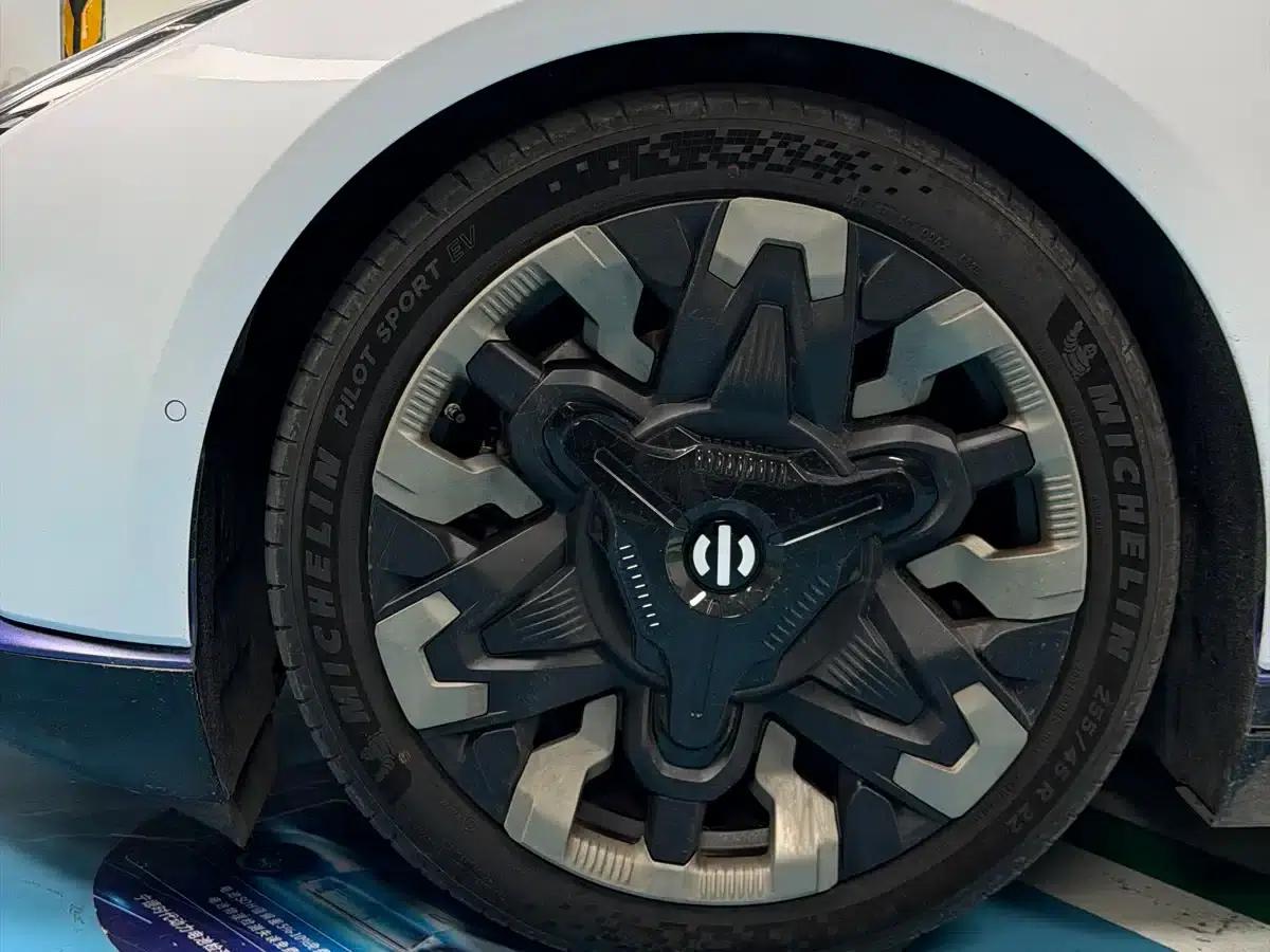HiPhi Z 2023 Five-Seat Version — миниатюра 5
