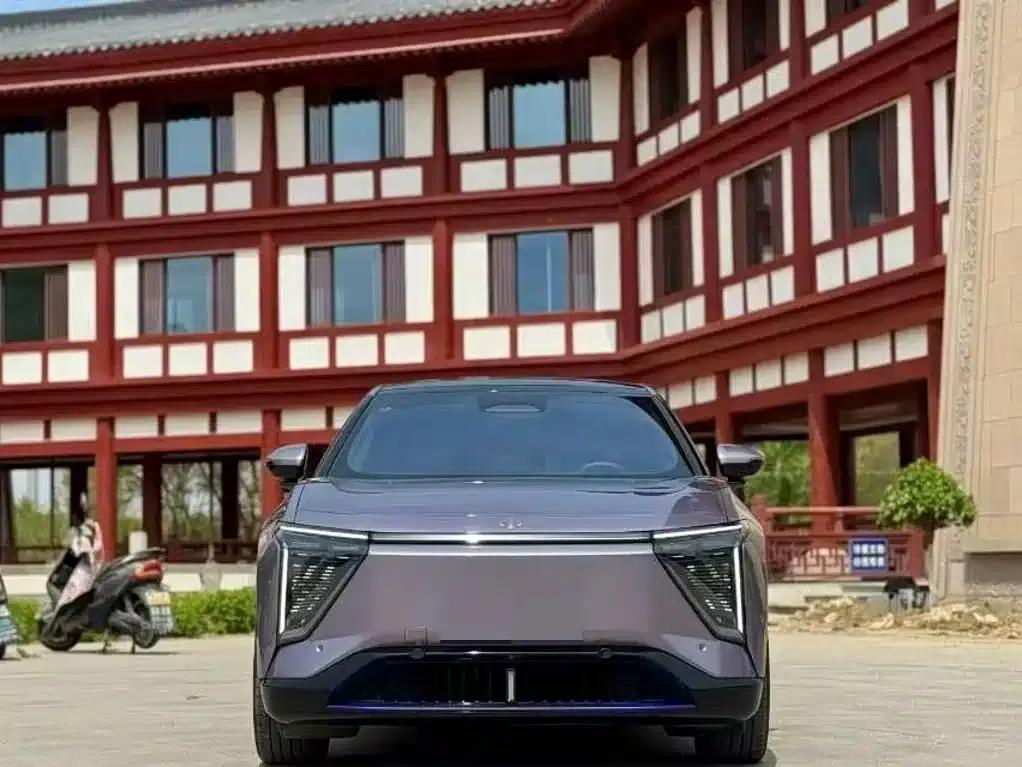 HiPhi Y 2023 560km Pioneer Edition — миниатюра 2