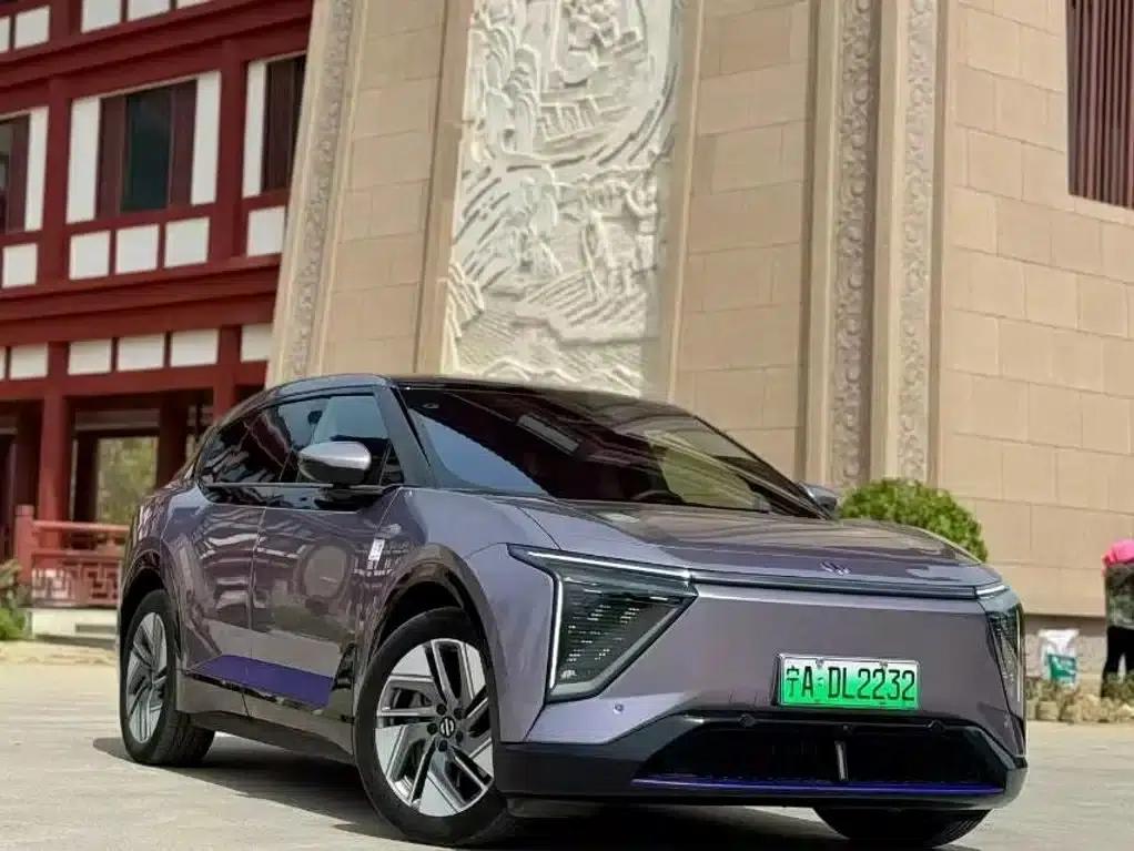 HiPhi Y 2023 560km Pioneer Edition — миниатюра 3