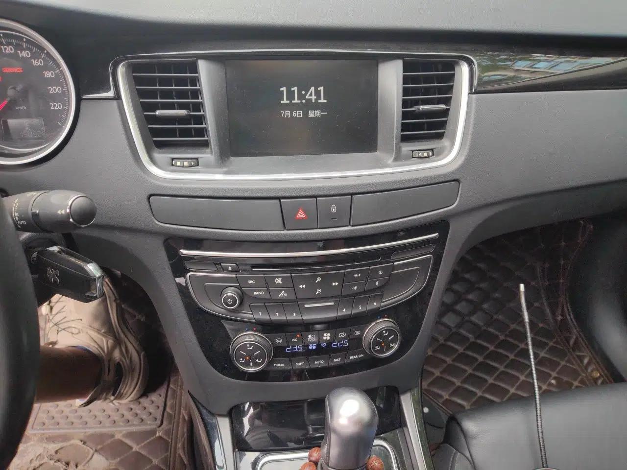 Peugeot 508 2012 2.0L Automatic Smart Enjoyment Version — миниатюра 13