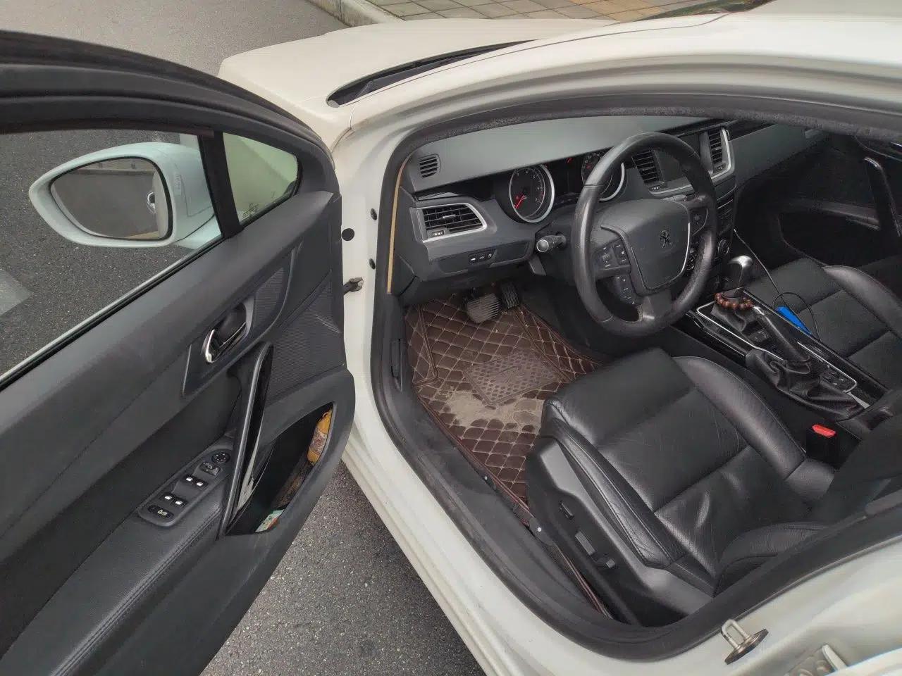 Peugeot 508 2012 2.0L Automatic Smart Enjoyment Version — миниатюра 16