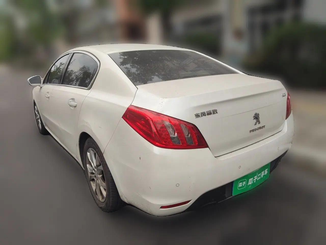 Peugeot 508 2012 2.0L Automatic Smart Enjoyment Version — миниатюра 4