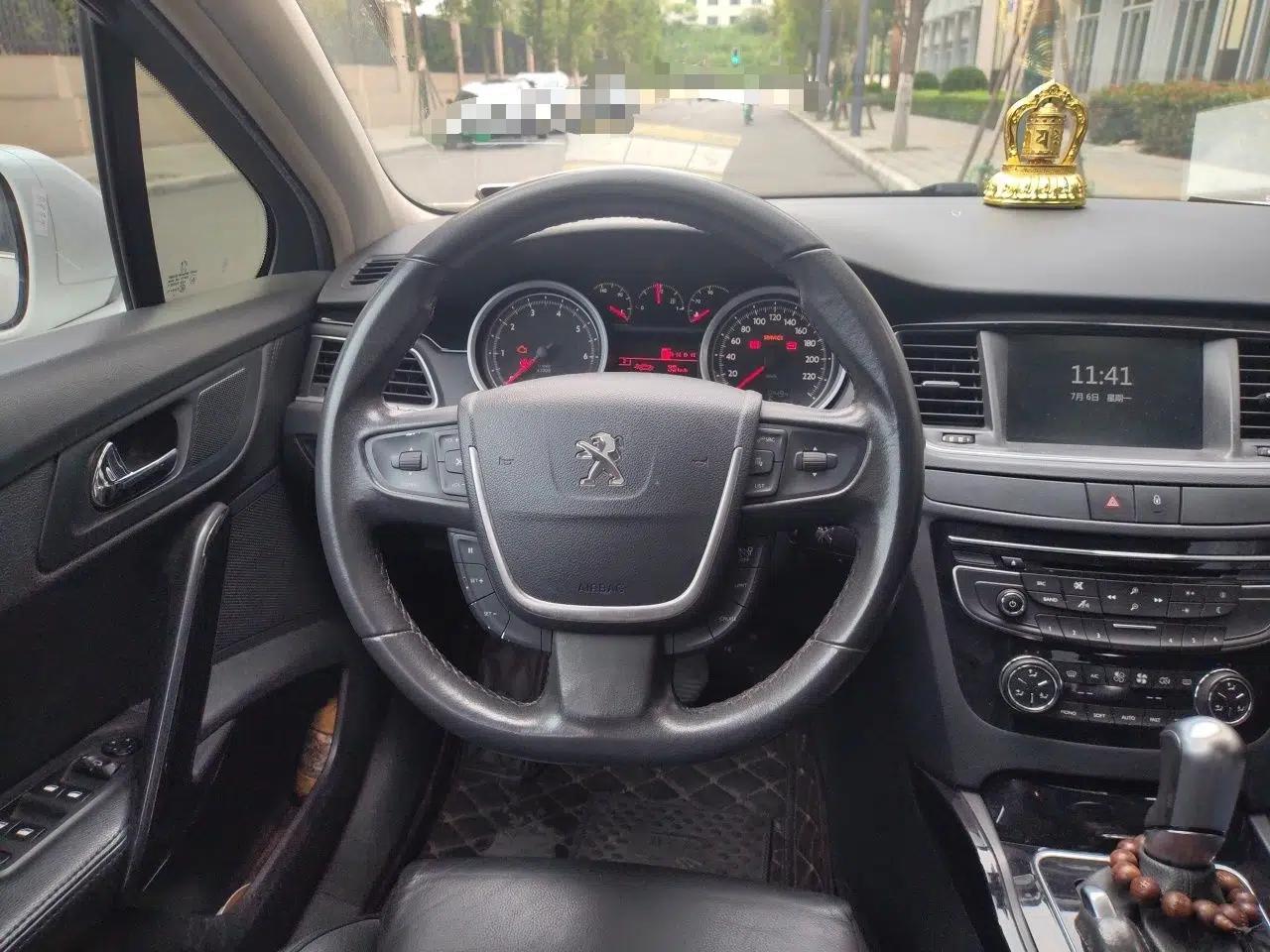Peugeot 508 2012 2.0L Automatic Smart Enjoyment Version — миниатюра 10