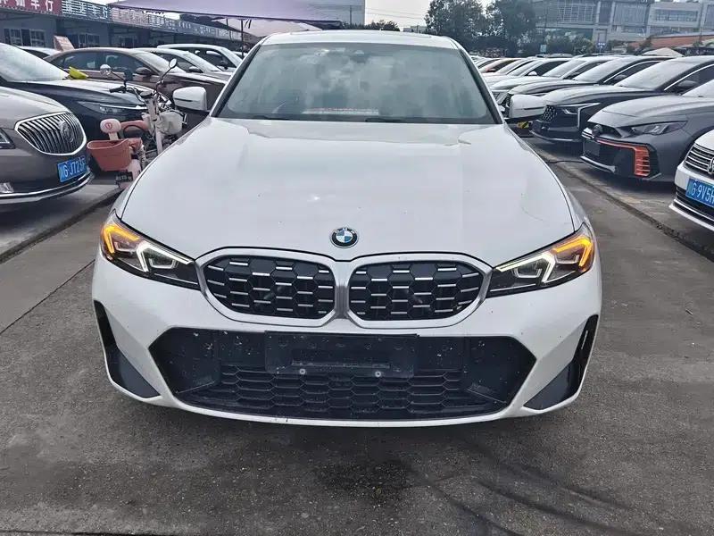 2023 BMW 3 Series 320i M Sport Package — миниатюра 2