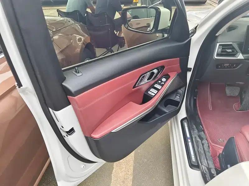 2023 BMW 3 Series 320i M Sport Package — миниатюра 14