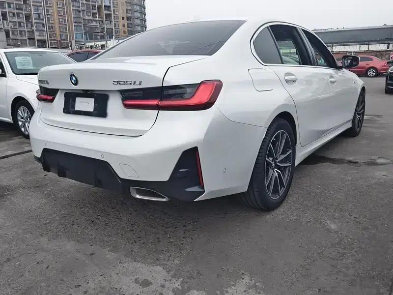 2023 BMW 3 Series 320i M Sport Package — миниатюра 6