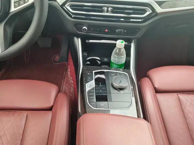 2023 BMW 3 Series 320i M Sport Package — миниатюра 10