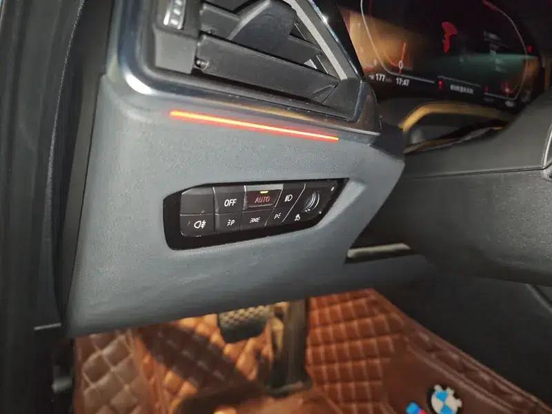2021 BMW 3 Series 330i M Sport Shadow Edition — миниатюра 13