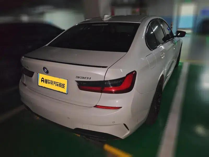 2021 BMW 3 Series 330i M Sport Shadow Edition — миниатюра 5