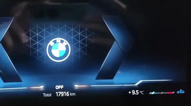 2023 BMW 3 Series 325Li M Sport Shadow Edition — миниатюра 14