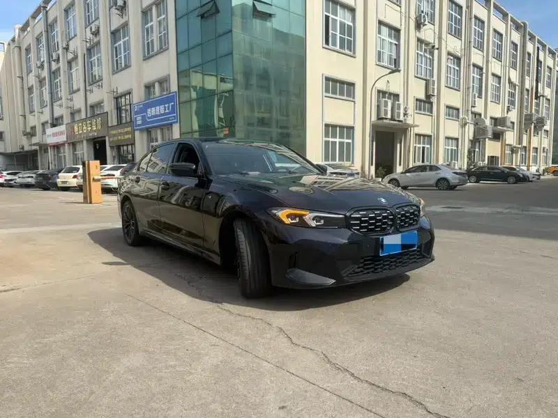 2023 BMW 3 Series 325Li M Sport Shadow Edition — миниатюра 3