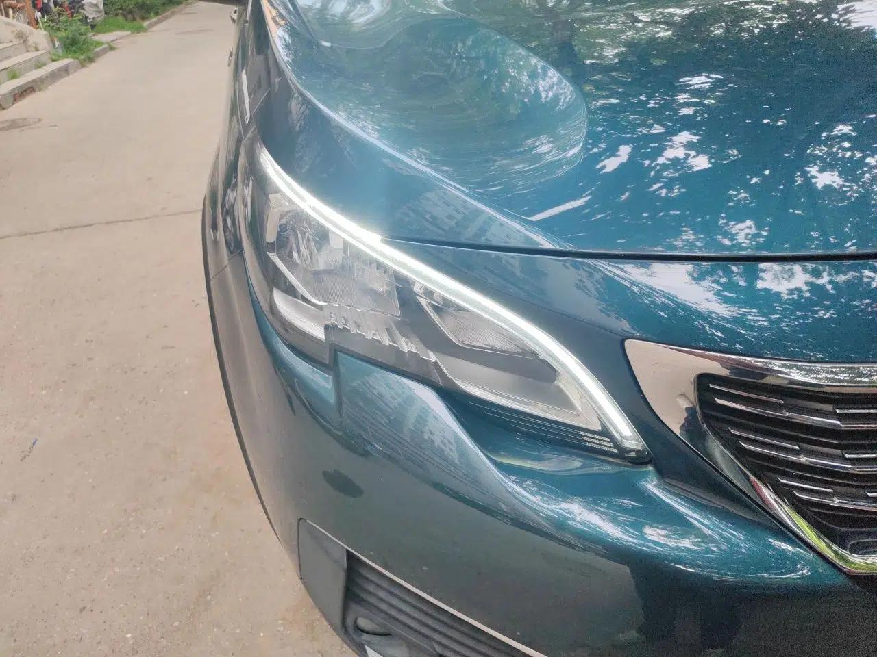 Peugeot 5008 2017 380THP 7-Seater Elite Edition — миниатюра 7