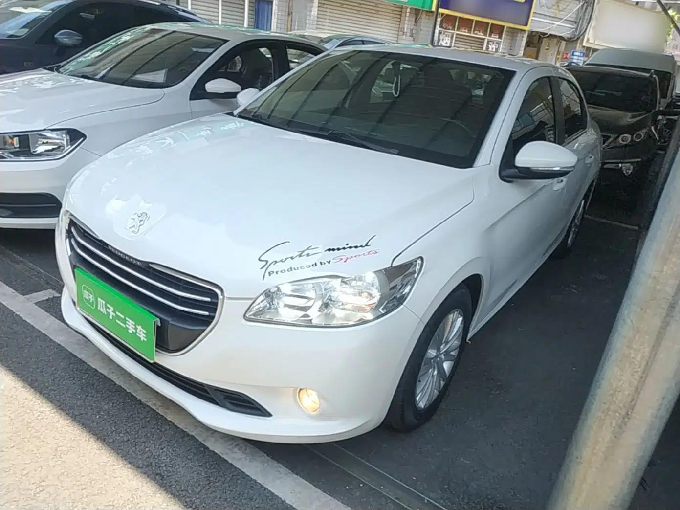 Peugeot 301 2014 1.6L Automatic Luxury Edition — миниатюра 1