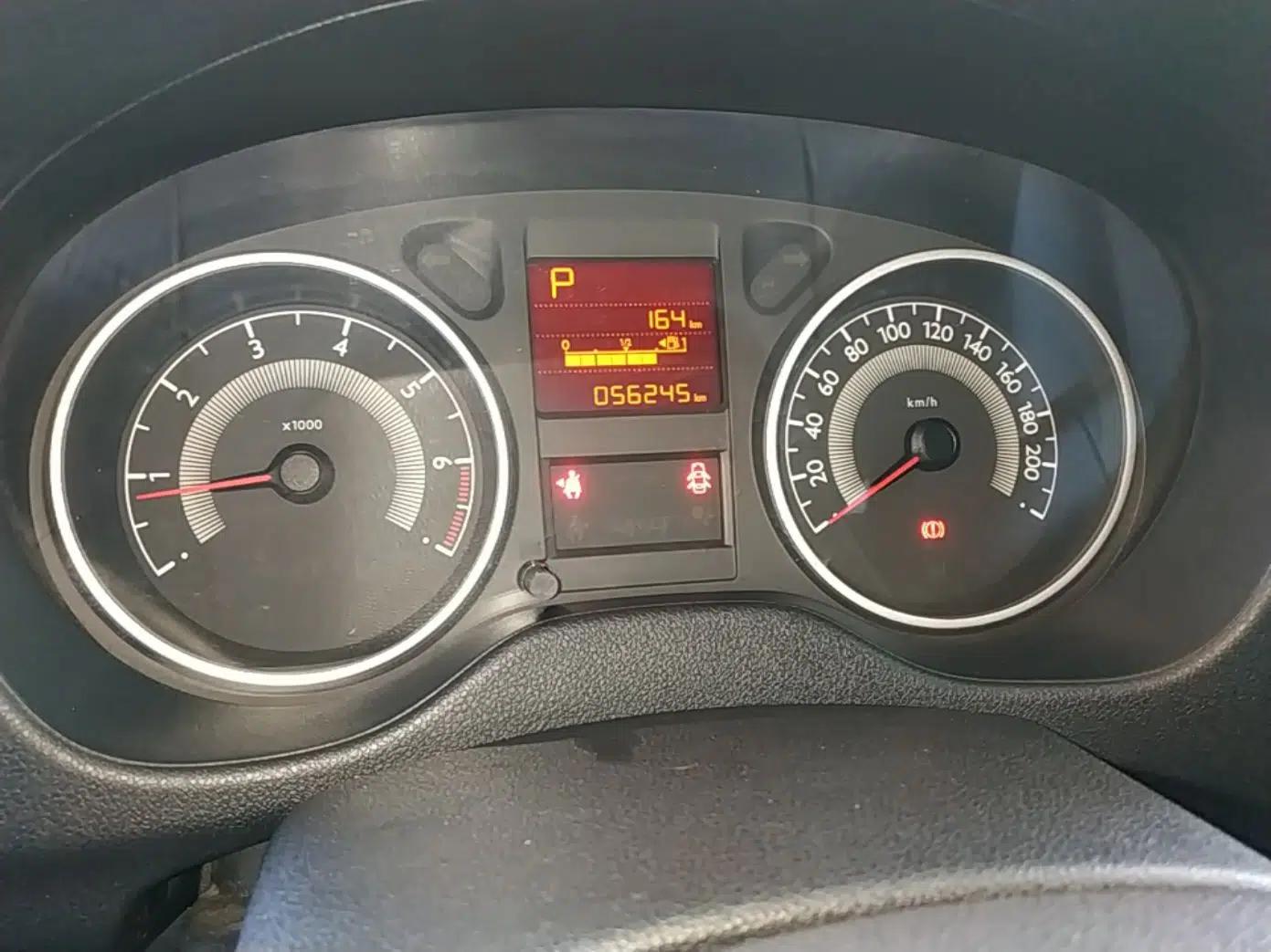 Peugeot 301 2014 1.6L Automatic Luxury Edition — миниатюра 14