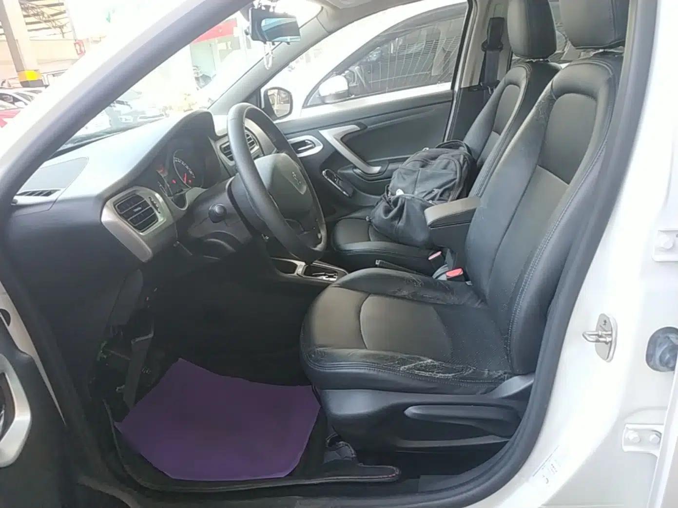 Peugeot 301 2014 1.6L Automatic Luxury Edition — миниатюра 17
