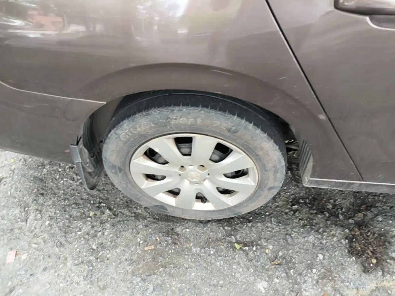 Peugeot 301 2014 1.6L Manual Comfort Edition — миниатюра 16