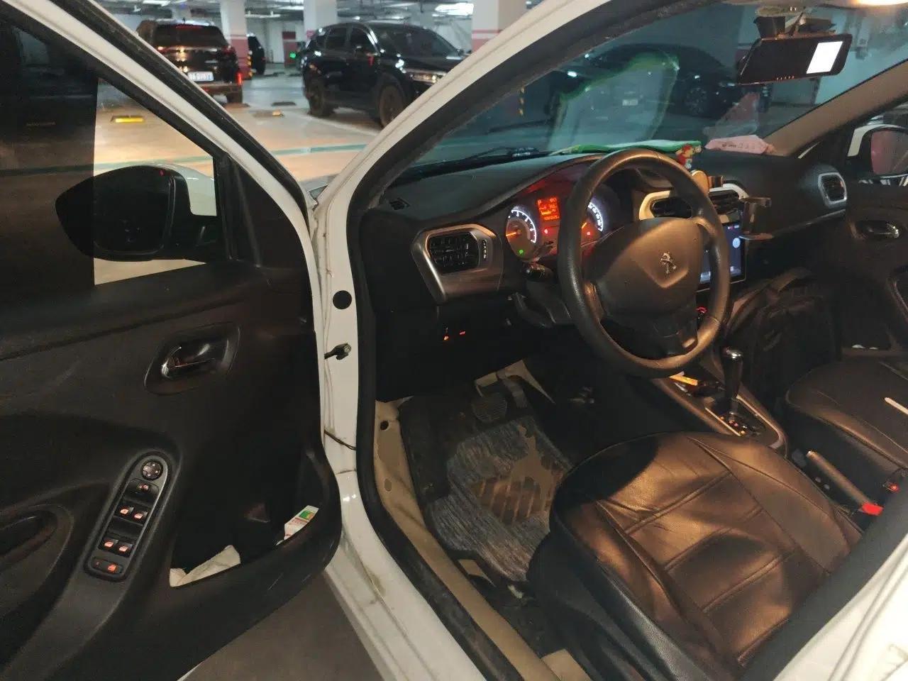 Peugeot 301 2014 1.6L Automatic Comfort Edition — миниатюра 16