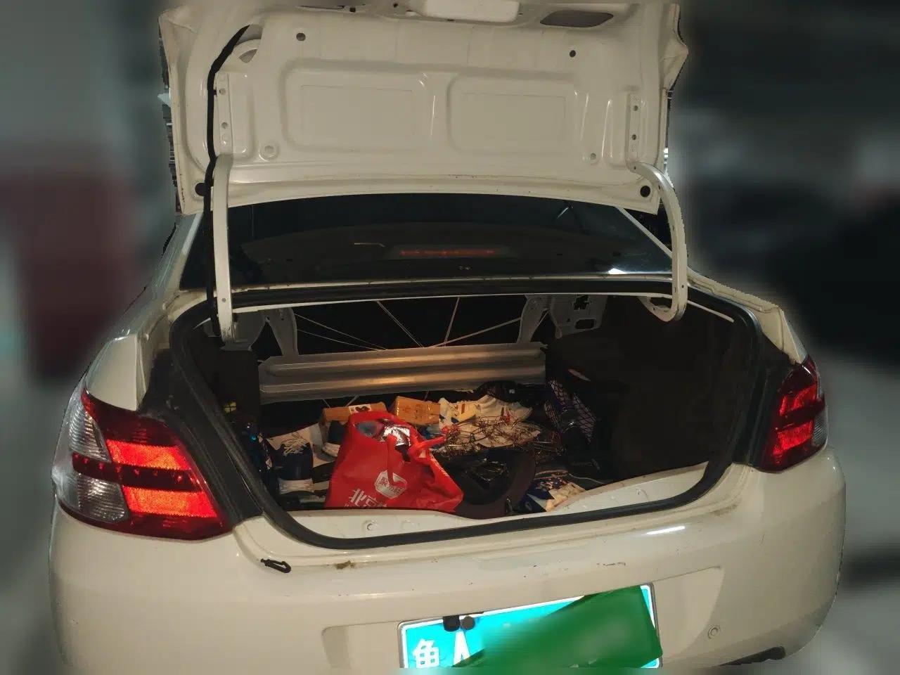 Peugeot 301 2014 1.6L Automatic Comfort Edition — миниатюра 19
