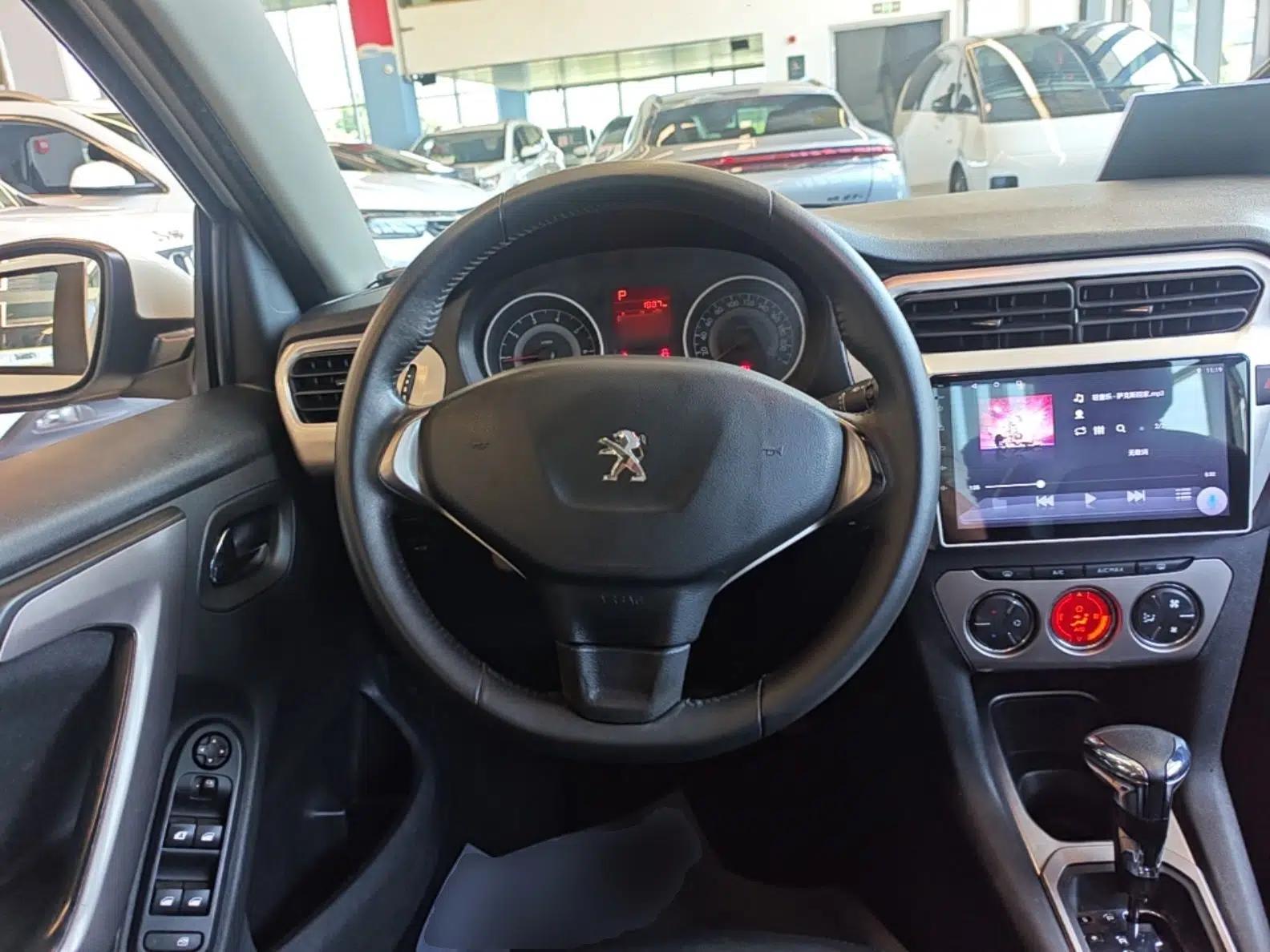 Peugeot 301 2014 1.6L Automatic Luxury Edition — миниатюра 13