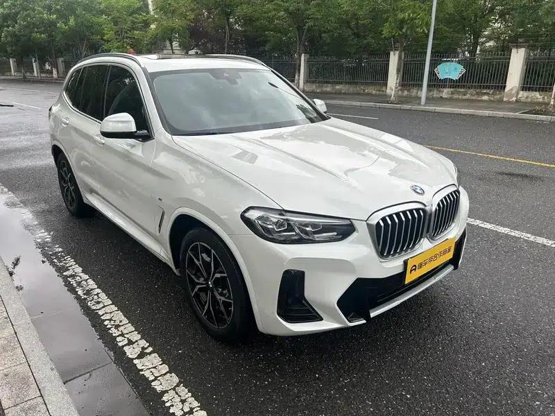 2022 BMW X3 xDrive25i M Sport Package — миниатюра 3
