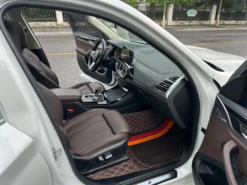 2022 BMW X3 xDrive25i M Sport Package — миниатюра 9