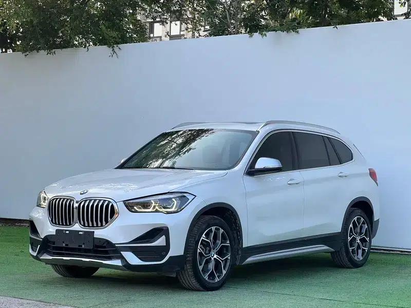 BMW X1 2022 sDrive20Li Premium — миниатюра 1