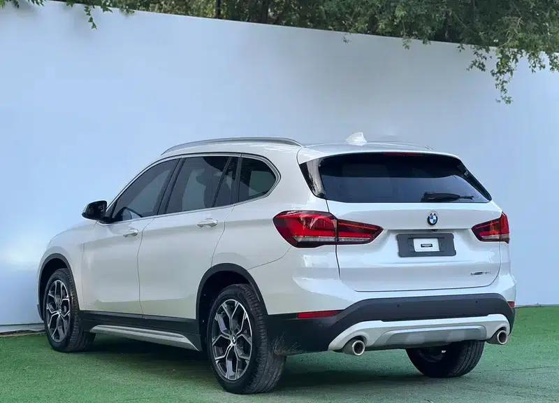 BMW X1 2022 sDrive20Li Premium — миниатюра 4