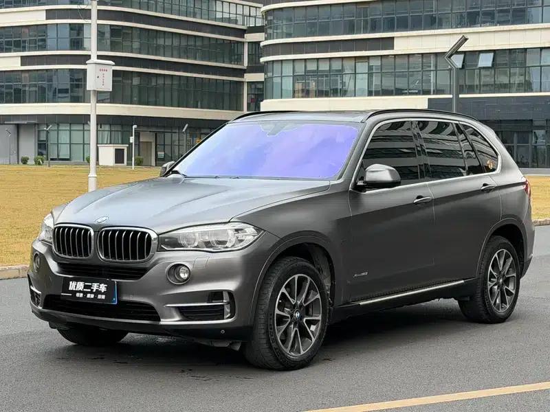BMW X5 (Imported) 2017 Model 3.0T Automatic 4WD 5-Seater Parallel Import — миниатюра 1